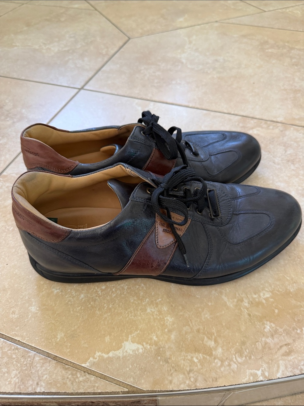 Galizio Torresi Men's Leather Lace-Up Casual Sneakers in Black and Brown